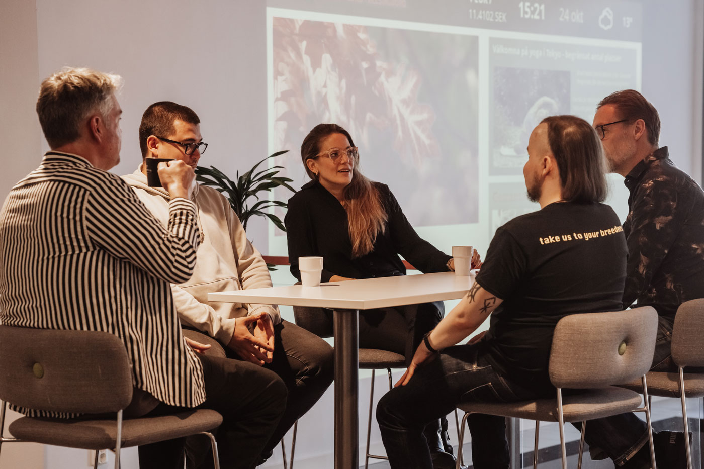 wide image of a lady